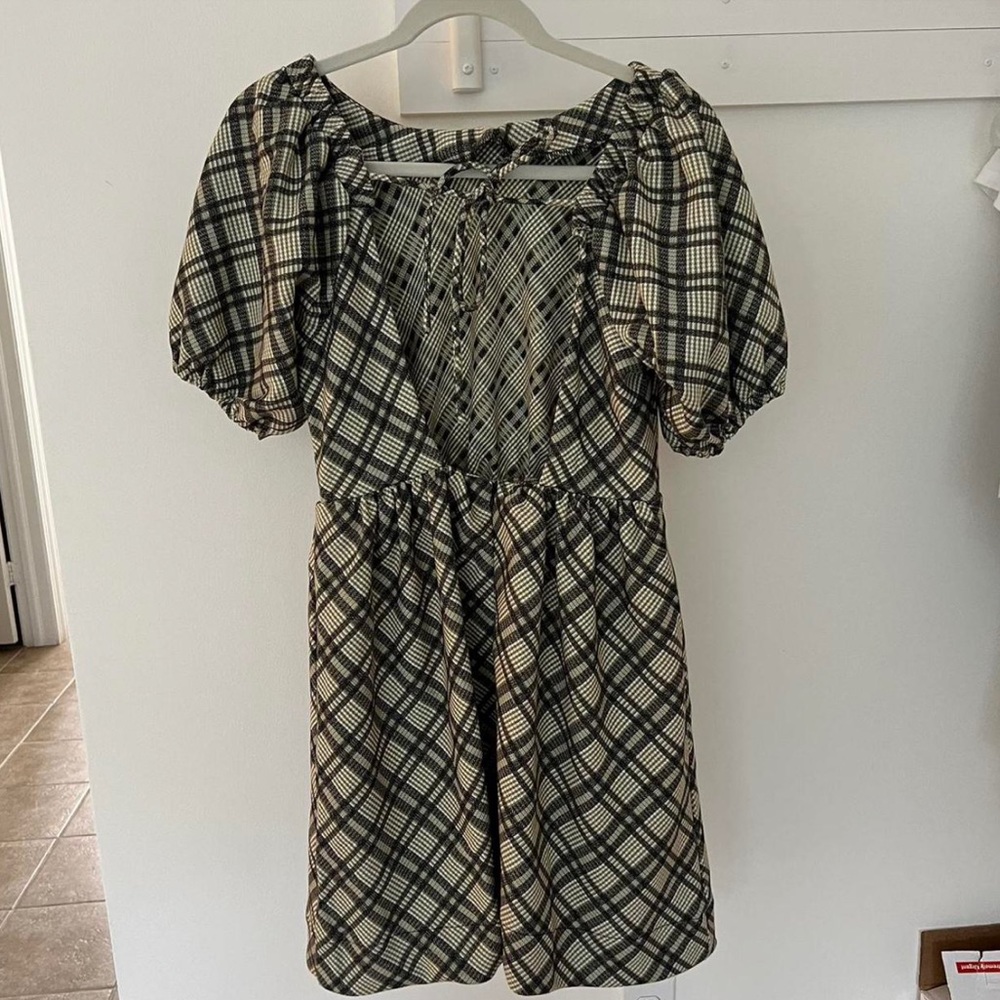 Line and Dot Baby Doll dress - Picture 2 of 6